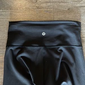 Lululemon Wunder Train High Rise 25”